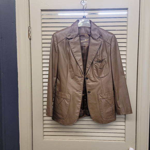 Etienne Aigner Jackets & Blazers - Etienne Aigner leather jacket tan 6P